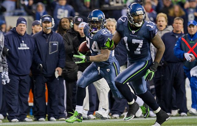 640px-Marshawn_Lynch_and_Mike_Williams